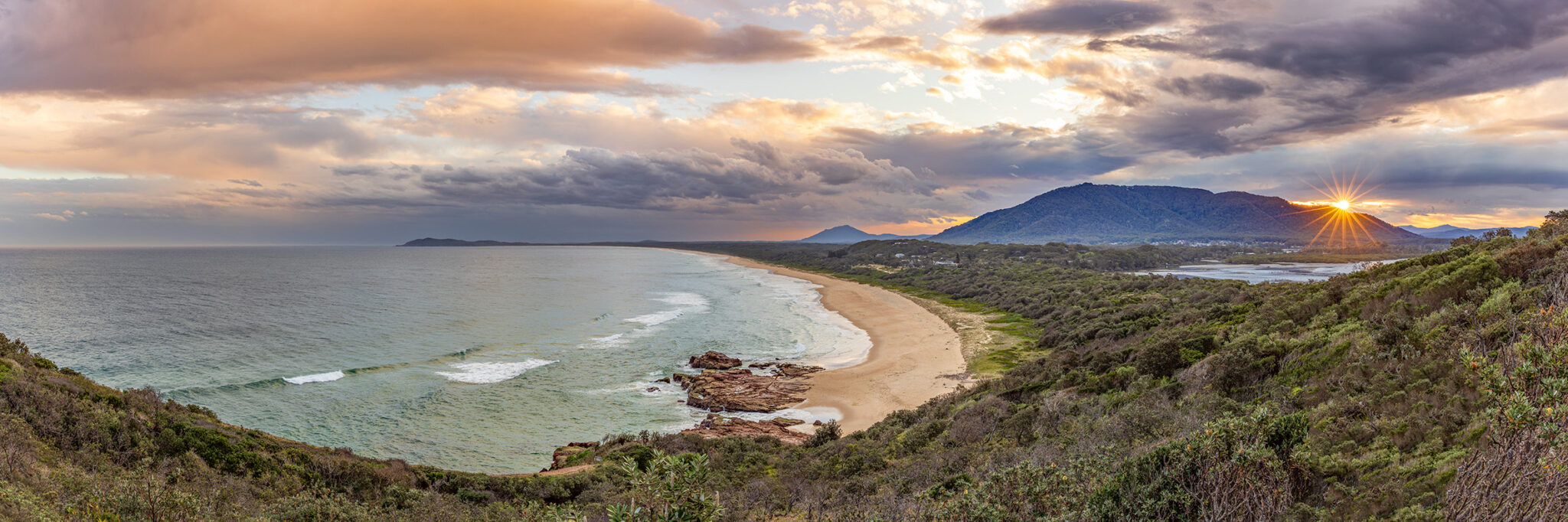 Dunbogan Lookout Sunset 10-9-25 (1) 3x1